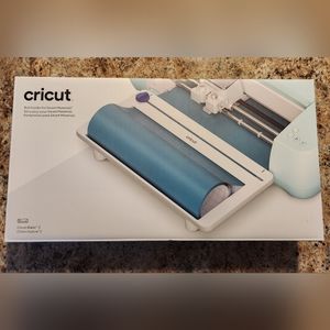 Cricut Roll Holder